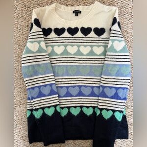 Super soft medium Talbots long sleeved heart sweater.